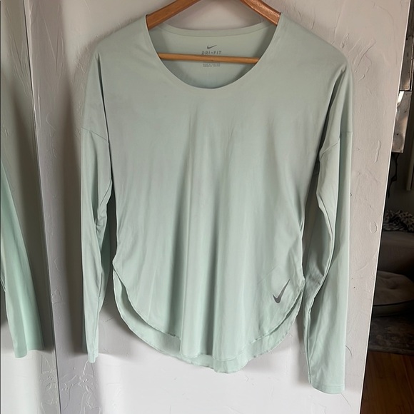 Nike Women's Light Green Long Sleeve Tee - Picture 1 of 3